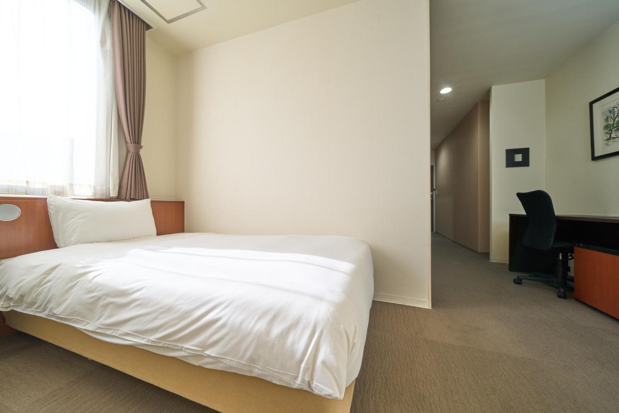 Hotel Tohkai  厚木市 エクステリア 写真